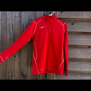 Nike therma fit pull over half zip